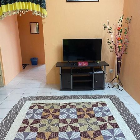 Homestay Musafir Kuala Kangsar Exterior foto